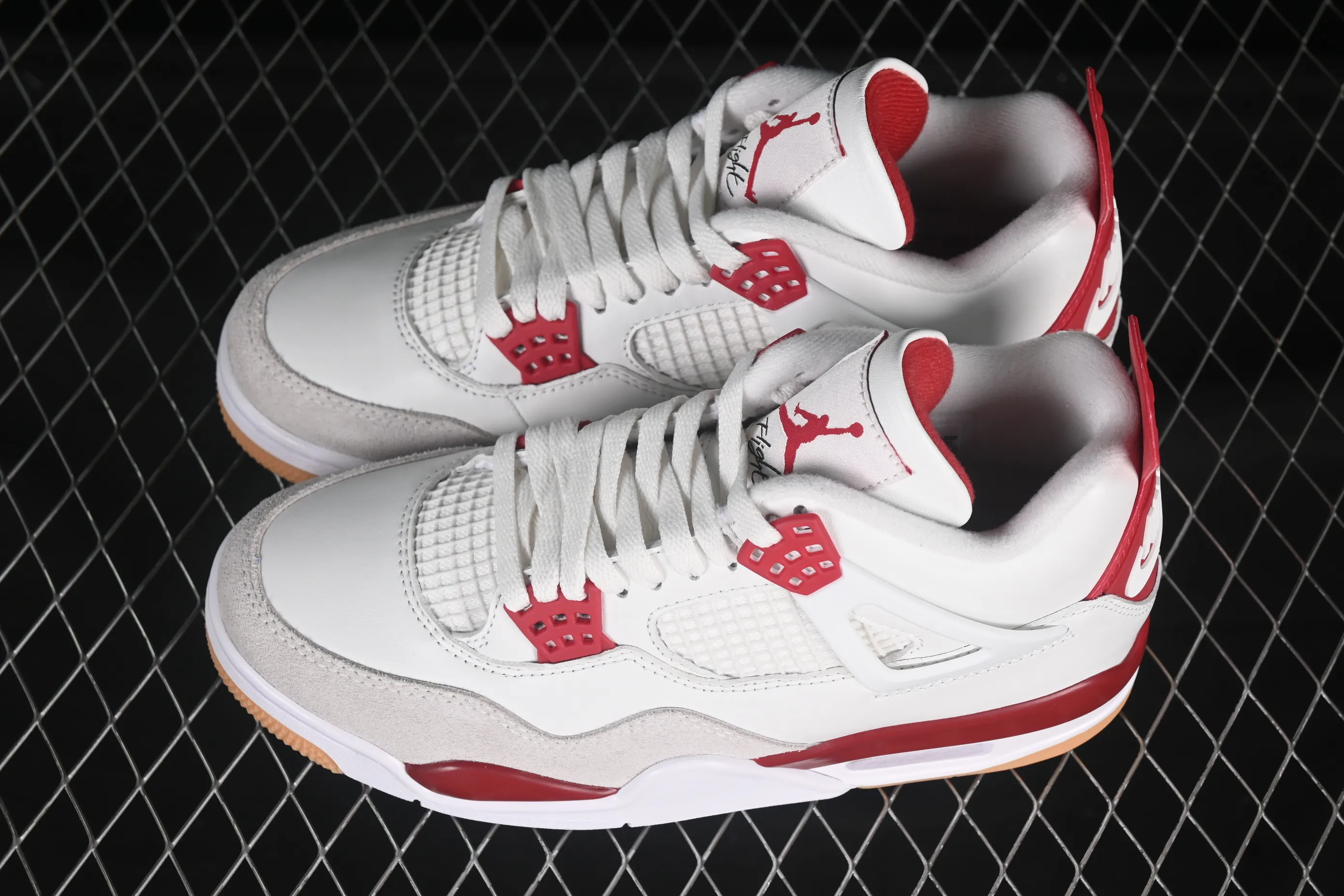 All categories Air Jordan Jordan series basketball shoes Air Jordan 4 OG version Nike SB x Air Jordan 4 OG "Varsity Red" AJ4 Joe 4 University Red DR5415-106